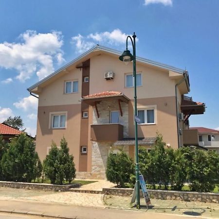 Apartmani Novak - Srebrno Jezero Veliko Gradište Exteriör bild