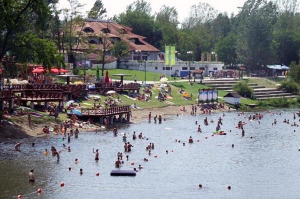 Apartmani Novak - Srebrno Jezero Veliko Gradište Exteriör bild