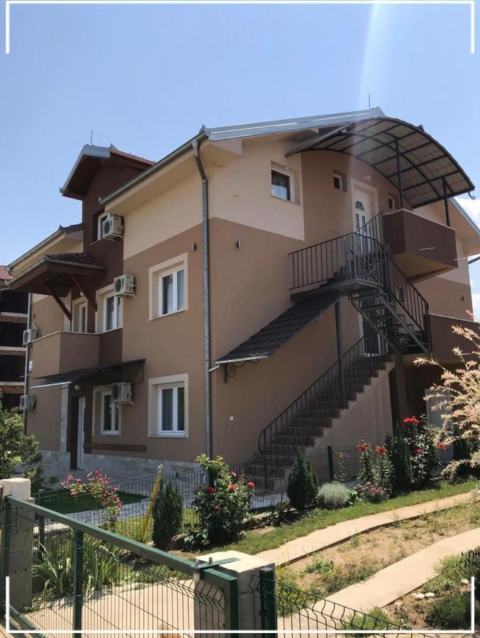 Apartmani Novak - Srebrno Jezero Veliko Gradište Exteriör bild
