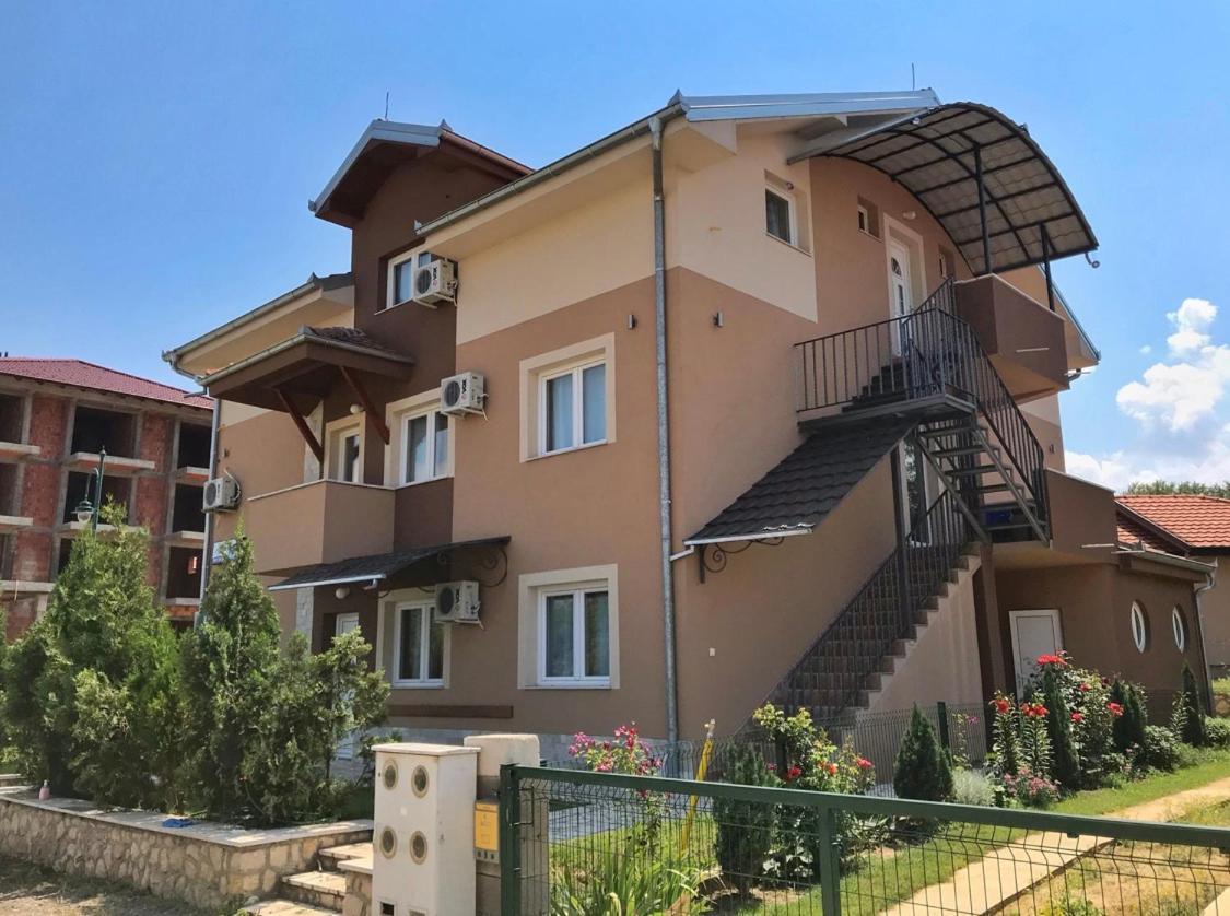 Apartmani Novak - Srebrno Jezero Veliko Gradište Exteriör bild